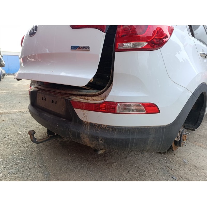 Recambio de paragolpes trasero para kia sportage drive 4x2 referencia OEM IAM 866113U500  