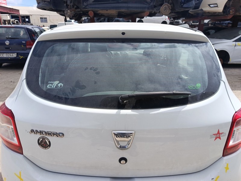 Recambio de porton trasero para dacia sandero ii (b8_) 1.5 dci referencia OEM IAM 901003145R  