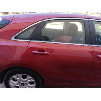 Recambio de puerta trasera derecha para kia ceed (cd) 1.0 t-gdi referencia OEM IAM 77004J7000  