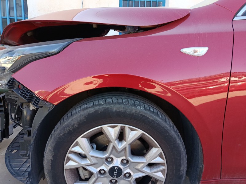 Recambio de aleta delantera izquierda para kia ceed (cd) 1.0 t-gdi referencia OEM IAM 66311J7010  