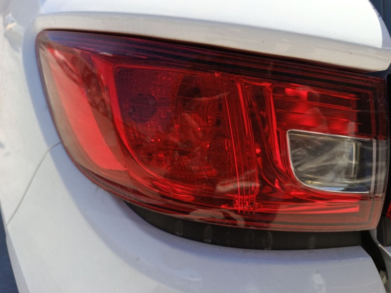 Recambio de piloto trasero izquierdo para renault clio iv (bh_) 1.5 dci 75 referencia OEM IAM 265554091R  