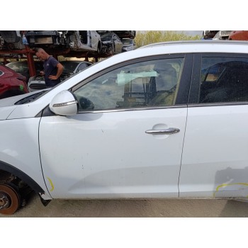 Recambio de puerta delantera izquierda para kia sportage drive 4x2 referencia OEM IAM 760033W001  