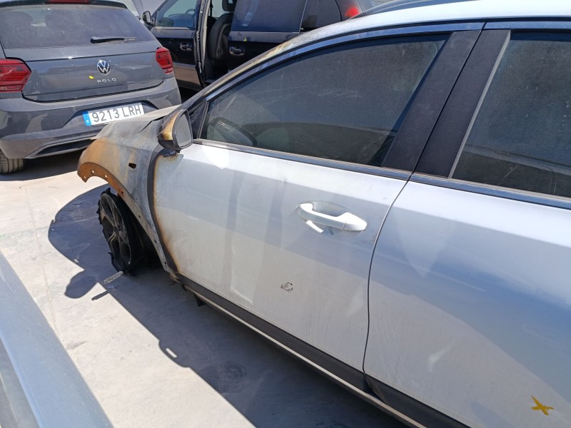 Recambio de puerta delantera izquierda para kia xceed (cd) 1.0 t-gdi referencia OEM IAM 76003J7800  