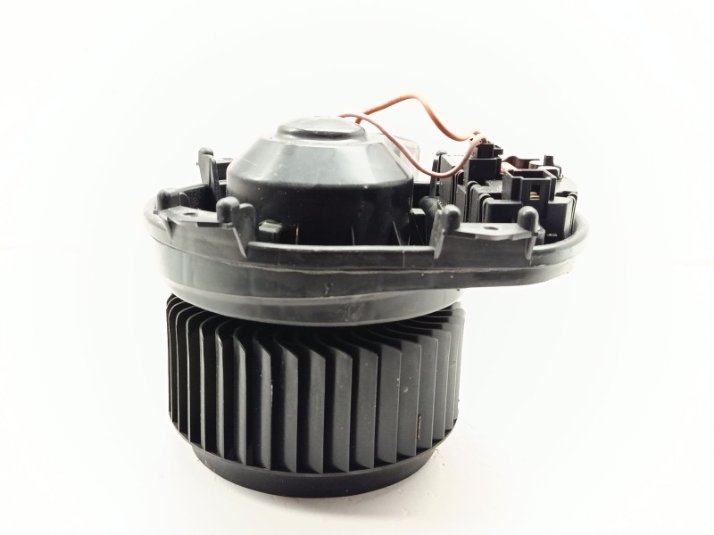 Recambio de ventilador calefaccion para infiniti qx30 premium referencia OEM IAM A2469061601 / 271205DF0B  