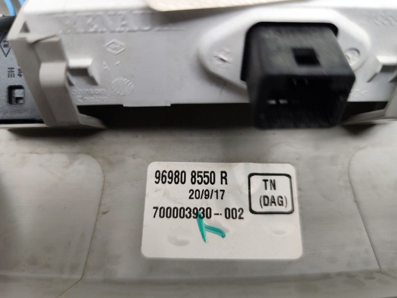 Recambio de luz interior para renault kadjar (ha_, hl_) 1.5 dci 110 (hla3) referencia OEM IAM 969808550R  