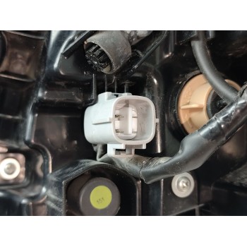 Recambio de piloto trasero izquierdo para toyota c-hr hybrid active referencia OEM IAM 81560F4130  