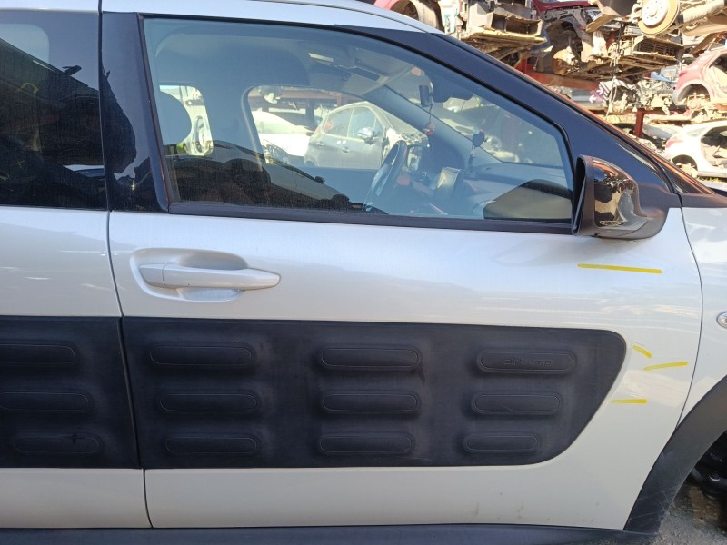 Recambio de puerta delantera derecha para citroën c4 cactus 1.2 vti 82 referencia OEM IAM 9801012880  