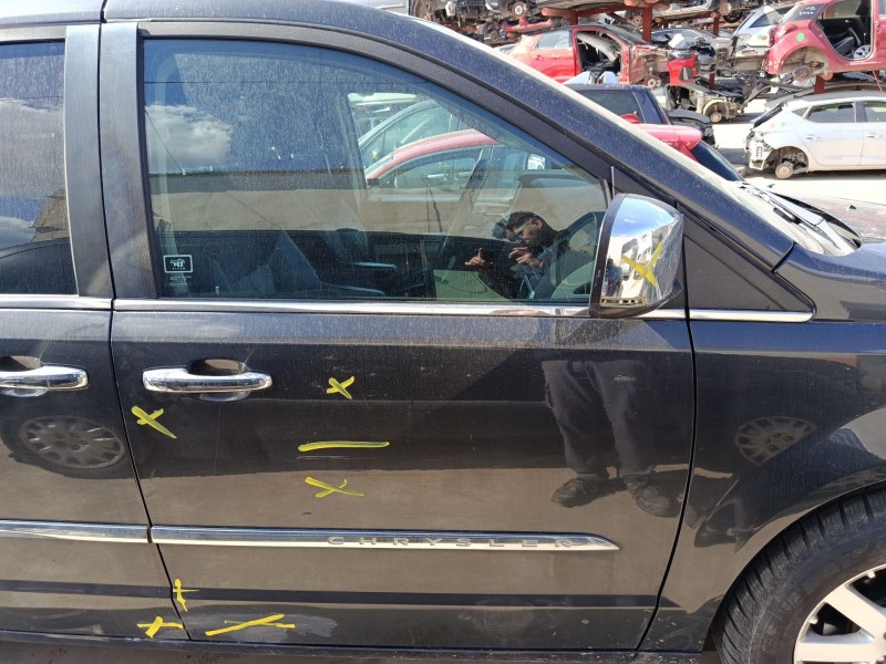 Recambio de puerta delantera derecha para chrysler grand voyager v (rt) 2.8 crd referencia OEM IAM 04894916AK / 4894916AE  