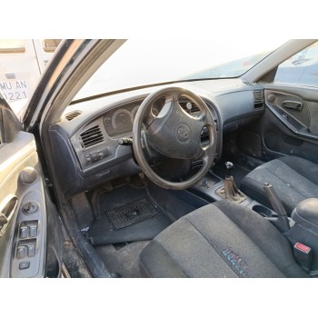 hyundai elantra iii sedán (xd) del año 2004
