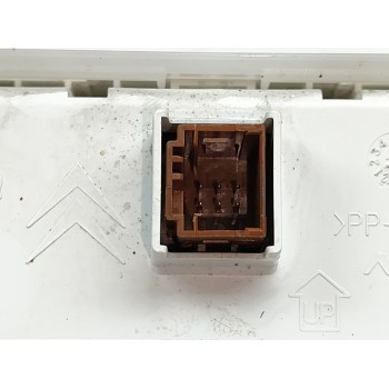 Recambio de cuadro instrumentos para peugeot 2008 (--.2013) active referencia OEM IAM 9813870580  