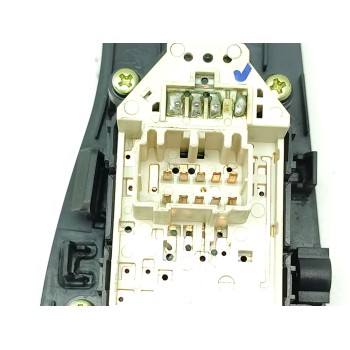 Recambio de mando elevalunas delantero izquierdo para hyundai i40 i cw (vf) 1.7 crdi referencia OEM IAM 935713Z000 / 935733Z000 