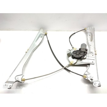 ELEVALUNAS DELANTERO DERECHO 8200291147 