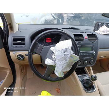 volkswagen golf v berlina (1k1) del año 2024