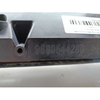 Recambio de panel frontal para peugeot partner furgoneta/monovolumen 1.6 bluehdi 100 referencia OEM IAM 7104HG  