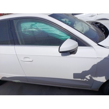 Recambio de puerta delantera derecha para audi a3 sportback (8va, 8vf) 2.0 tdi referencia OEM IAM 8V4831052E  