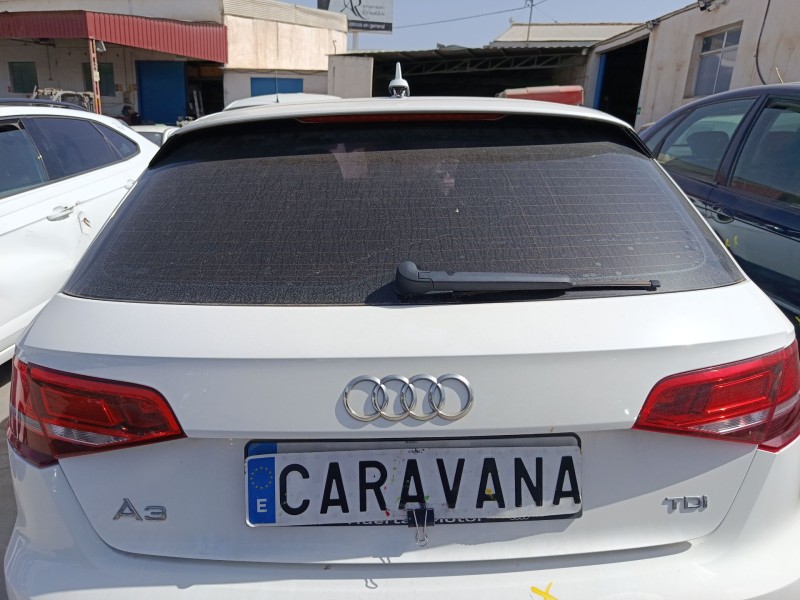 Recambio de porton trasero para audi a3 sportback (8va, 8vf) 2.0 tdi referencia OEM IAM 8V4827025D  