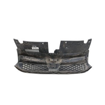 Recambio de rejilla delantera para dacia sandero stepway referencia OEM IAM 623103971R  