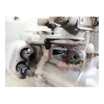 Recambio de caja cambios para ford focus iii 1.6 tdci referencia OEM IAM AV6R7002KF 1836350 / 1840697 