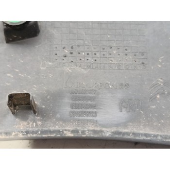 Recambio de aletin trasero derecho para citroën c3 origins referencia OEM IAM 9812088780  