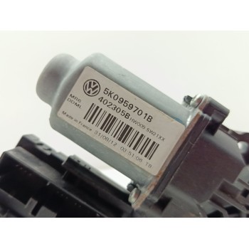 Recambio de motor elevalunas delantero izquierdo para volkswagen golf vi (5k1) rabbit referencia OEM IAM 5K0959701B / 5K0959793 