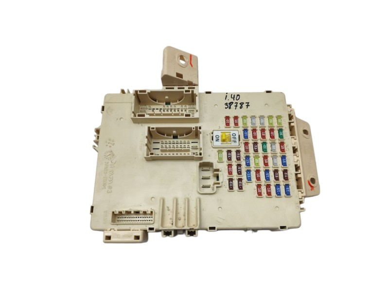 Recambio de caja reles / fusibles para hyundai i40 i cw (vf) 1.7 crdi referencia OEM IAM 919553Z010  