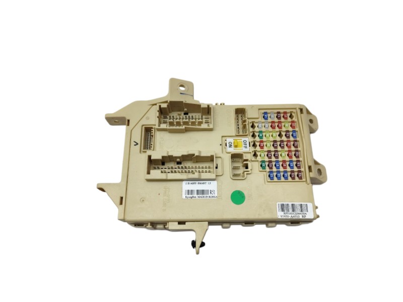 Recambio de caja reles / fusibles para kia carens iv 1.6 gdi referencia OEM IAM 91950A4510  