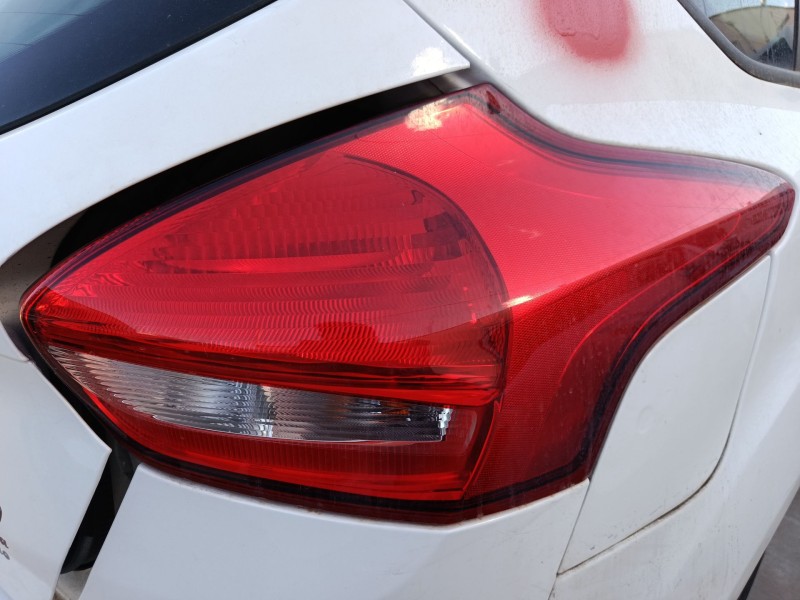 Recambio de piloto trasero derecho para ford focus iii 1.5 tdci referencia OEM IAM 1906354  