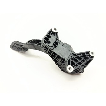 Recambio de pedal acelerador para toyota yaris cross hybrid 2wd active tech referencia OEM IAM 78110K0030  