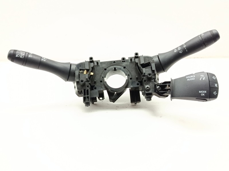 Recambio de mando multifuncion para dacia duster (hm_) 1.0 lpg (hmmt) referencia OEM IAM 255678207R  