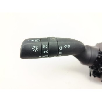 Recambio de mando multifuncion para toyota yaris cross hybrid 2wd active tech referencia OEM IAM 8432902040 / 8431902010 / 84652