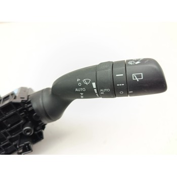 Recambio de mando multifuncion para toyota yaris cross hybrid 2wd active tech referencia OEM IAM 8432902040 / 8431902010 / 84652