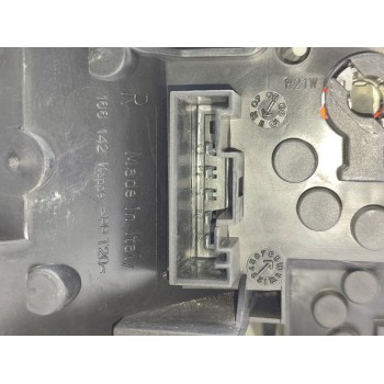 Recambio de piloto trasero derecho para bmw serie 1 cabrio (e88) 120d referencia OEM IAM 63217273430  