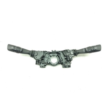 Recambio de mando multifuncion para toyota auris touring sports (e18) hybrid active referencia OEM IAM 8414002720 / 8465202540  