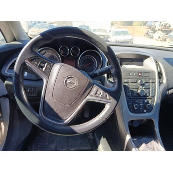 opel astra h gtc (a04) del año 2010