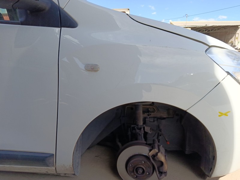 Recambio de aleta delantera derecha para dacia lodgy (js_) 1.6 lpg referencia OEM IAM 631002600R  