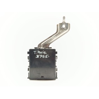 Recambio de modulo electronico para toyota yaris cross hybrid 2wd active tech referencia OEM IAM 8594052100  