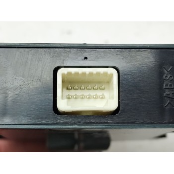 Recambio de modulo electronico para toyota yaris cross hybrid 2wd active tech referencia OEM IAM 865720D050  