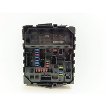 CAJA RELES / FUSIBLES 284B74JW1B 