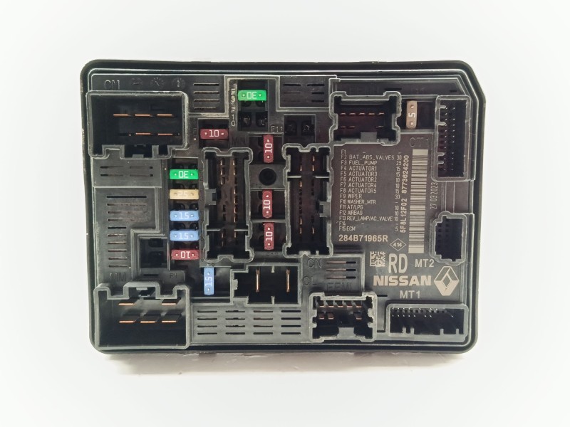 Recambio de caja reles / fusibles para dacia sandero iii 1.0 tce 90 referencia OEM IAM 284B71965R  
