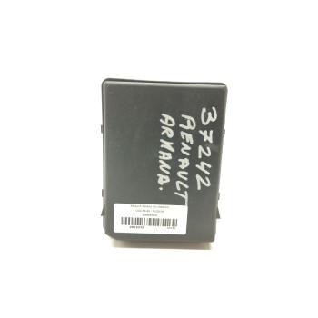 Recambio de caja reles / fusibles para renault arkana (eu version) intens referencia OEM IAM 284B69541R  