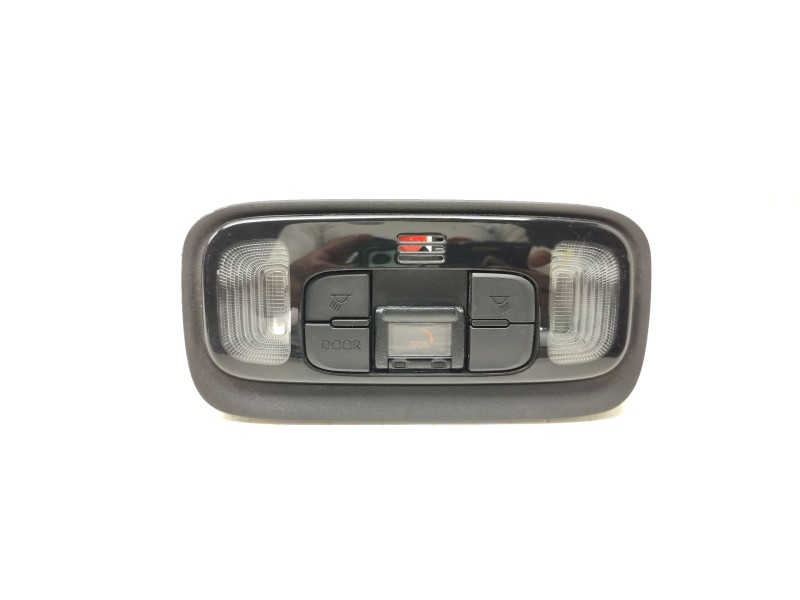 Recambio de luz interior para toyota yaris cross hybrid 2wd active tech referencia OEM IAM 812600D260  