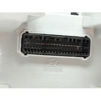 Recambio de mando climatizador para hyundai ix35 style awd referencia OEM IAM 972502Y300  