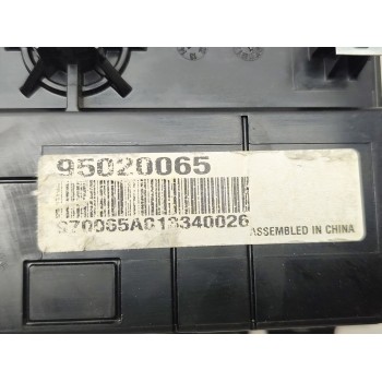 Recambio de sistema audio / radio cd para chevrolet orlando (j309) 2.0 d referencia OEM IAM 95020065  