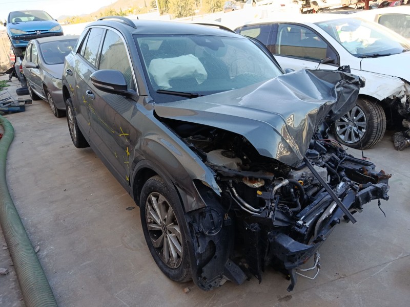 VOLKSWAGEN T-ROC (A11, D11)