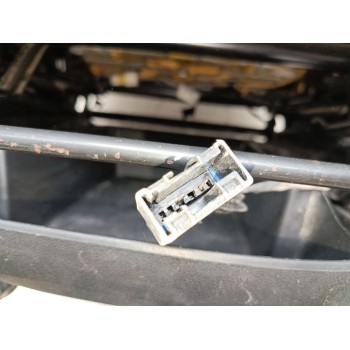 Recambio de asiento delantero izquierdo para peugeot partner kombi premium referencia OEM IAM 8846Y3  