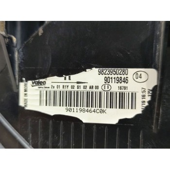 Recambio de piloto trasero derecho para citroën c4 cactus 1.2 thp 110 referencia OEM IAM 9823950280  