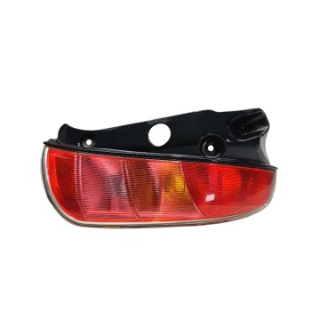 PILOTO TRASERO DERECHO 51753384 