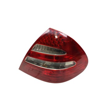 PILOTO TRASERO DERECHO A2118200664 