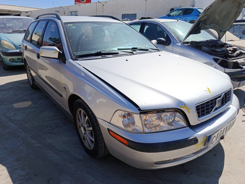 volvo v40 station wagon (645) del año 2002