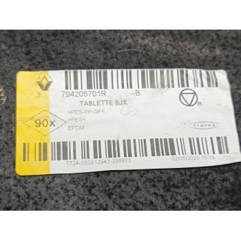 Recambio de bandeja trasera para dacia sandero iii 1.0 tce 90 referencia OEM IAM 794201228R / 794205701R  